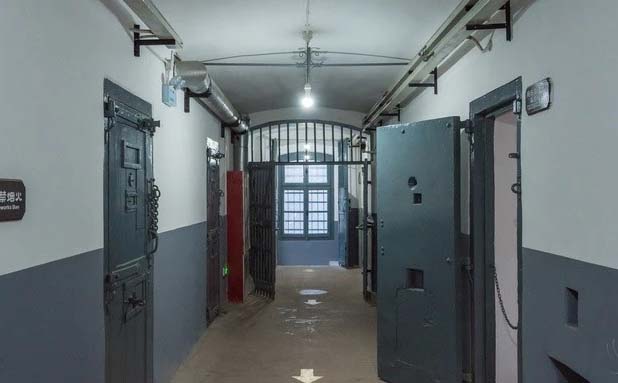 监狱手机屏蔽器：现阶段存在的问题与改进措施